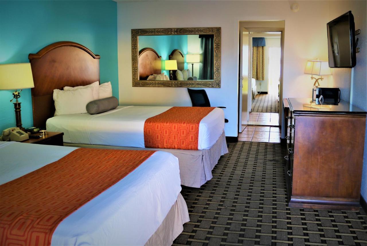 Howard Johnson By Wyndham Lake Front Park Kissimmee Dış mekan fotoğraf
