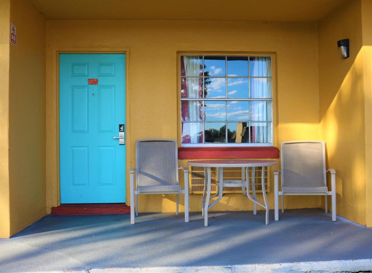 Howard Johnson By Wyndham Lake Front Park Kissimmee Dış mekan fotoğraf