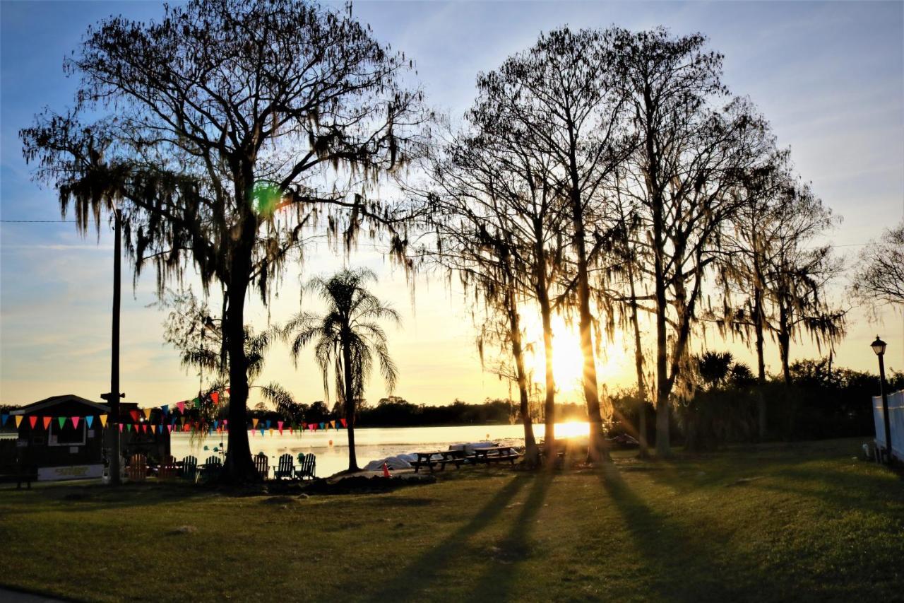 Howard Johnson By Wyndham Lake Front Park Kissimmee Dış mekan fotoğraf