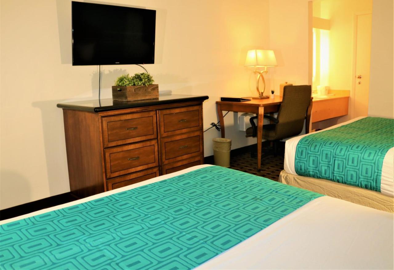 Howard Johnson By Wyndham Lake Front Park Kissimmee Dış mekan fotoğraf